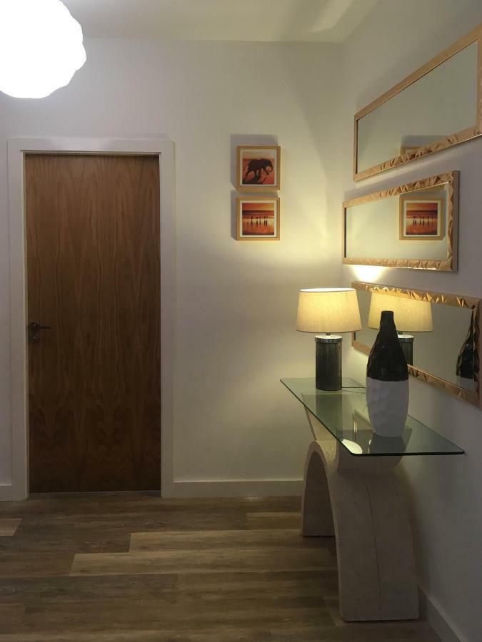 Luxury 1 Bed Apartment In City Centre With Parking Chester Exterior photo